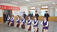 甘肃高铁学校：高铁乘务员是吃青春饭吗？想成为铁路人必看
