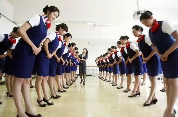 甘肃高铁乘务员学校招生:如何正确的选择铁路学校？