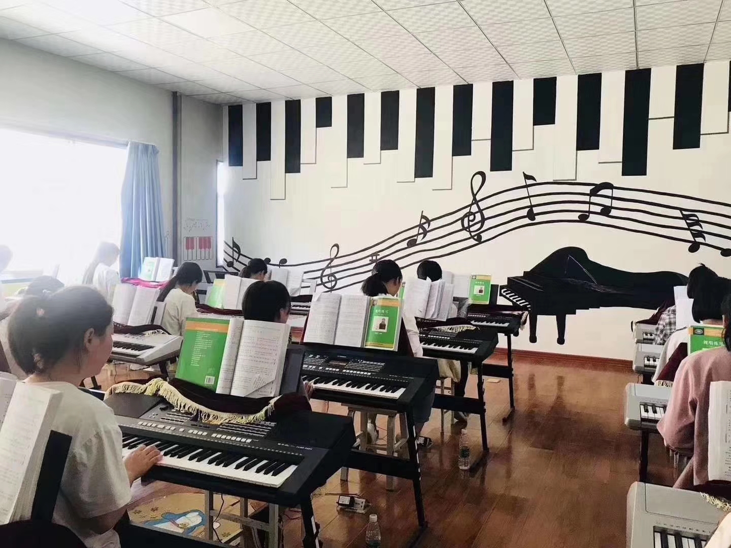 学什么专业好就业，听听甘肃职业学校怎么说
